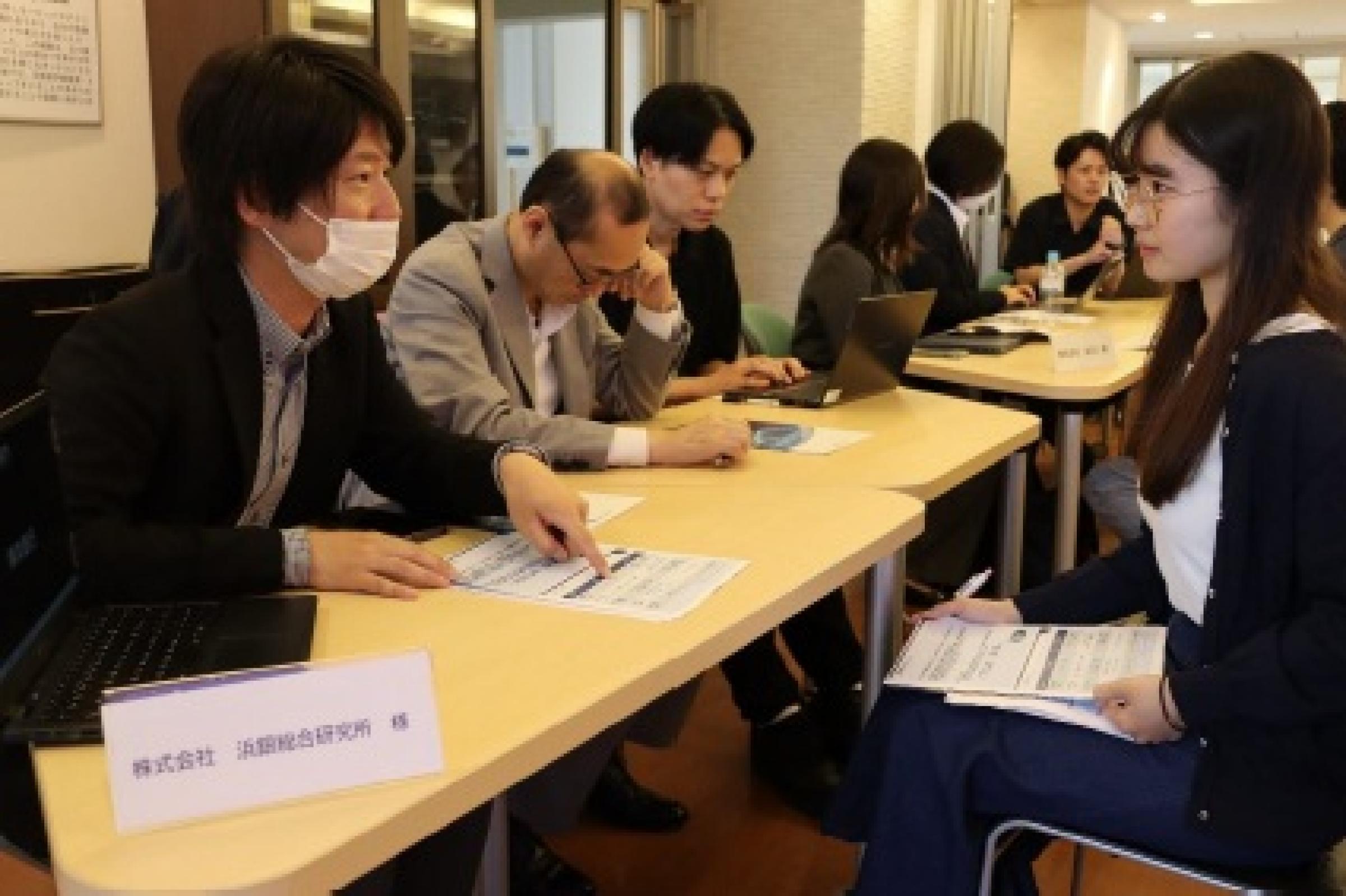 個別相談会の様子